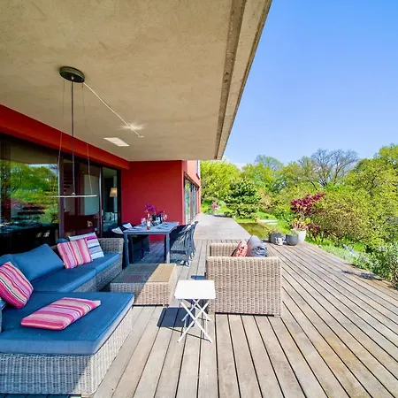 Villa Luxury Retreat With Garden Views & Nature Setting By Guestlee Chardonne