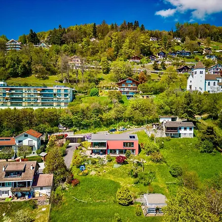 Luxury Retreat With Garden Views & Nature Setting By Guestlee *